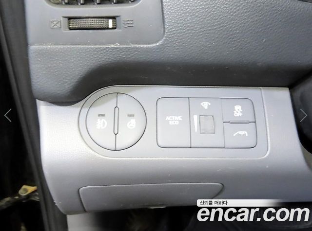 Hyundai Grand Starex Van 5-Seater Modern 2019 — фото 18