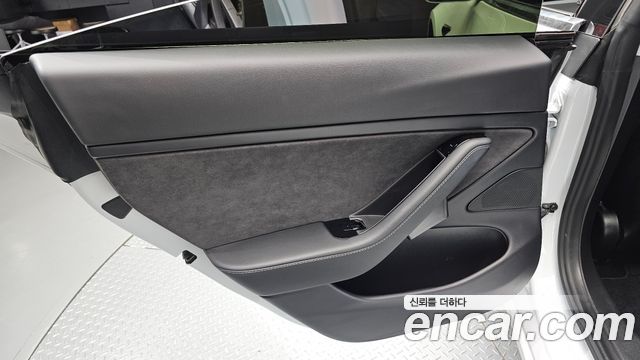 Tesla Model 3 Long Range AWD 2020 — фото 31