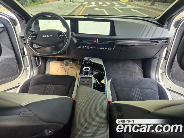 Kia EV6 Long Range GT Line 2022 — фото 9