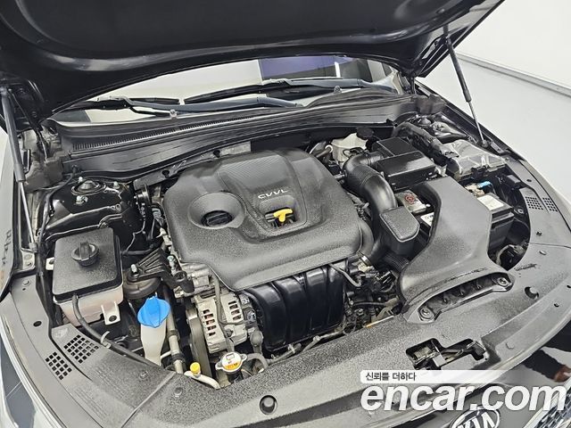 Kia K5 (II) 2.0 MX Prestige 2018 — фото 5