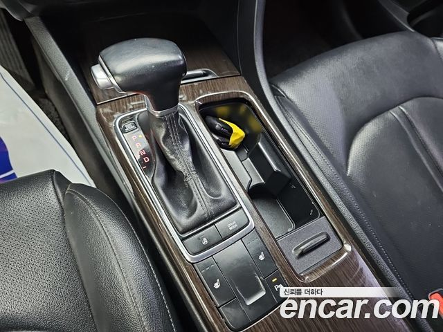 Kia K5 (II) 2.0 MX Prestige 2018 — фото 8