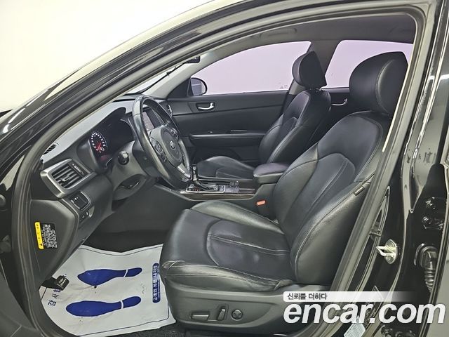 Kia K5 (II) 2.0 MX Prestige 2018 — фото 15