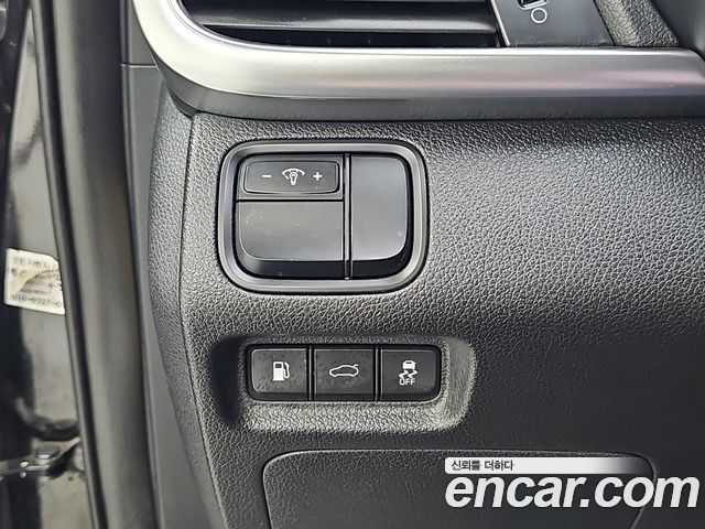 Kia K5 (II) 2.0 MX Prestige 2018 — фото 21