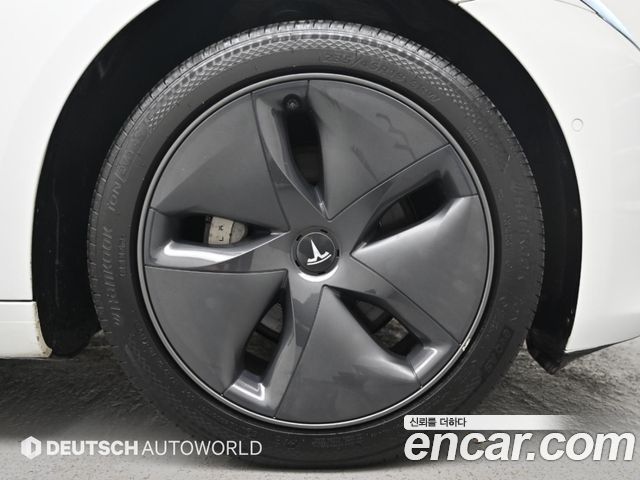 Tesla Model 3 Long Range AWD 2020 — фото 24