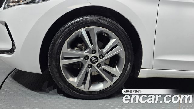 Hyundai Avante (AD) 1.6 GDI Value Plus 2018 — фото 5