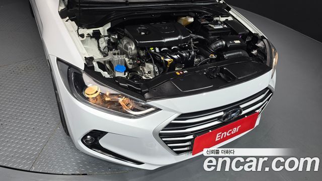 Hyundai Avante (AD) 1.6 GDI Value Plus 2018 — фото 6