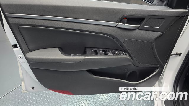 Hyundai Avante (AD) 1.6 GDI Value Plus 2018 — фото 24