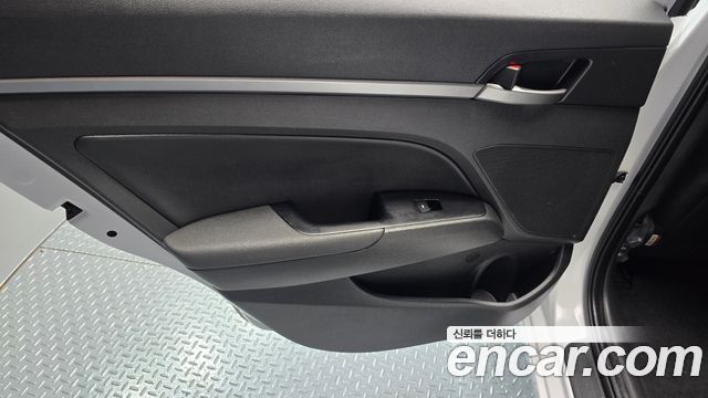 Hyundai Avante (AD) 1.6 GDI Value Plus 2018 — фото 25