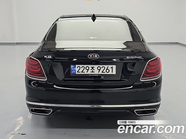 Kia K9 5.0 GDI AWD Quantum 2021 — фото 3