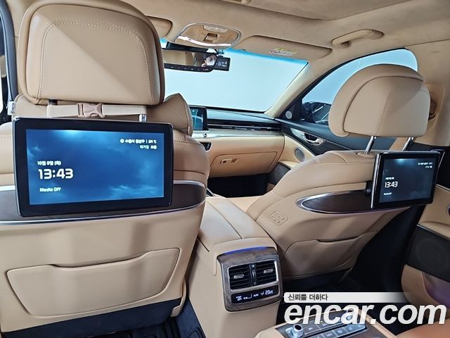 Kia K9 5.0 GDI AWD Quantum 2021 — фото 17