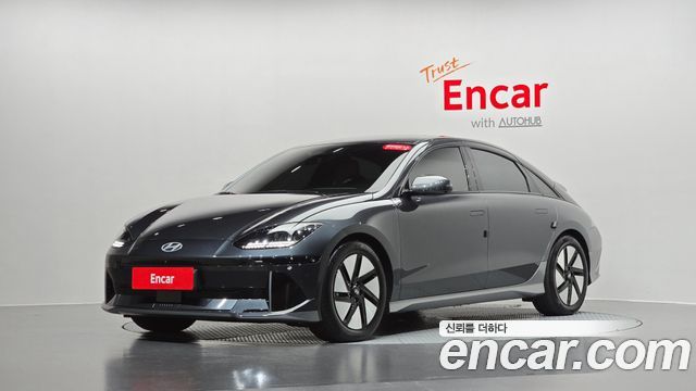 Hyundai Ioniq 6 Long Range Exclusive + 2023 — фото 11