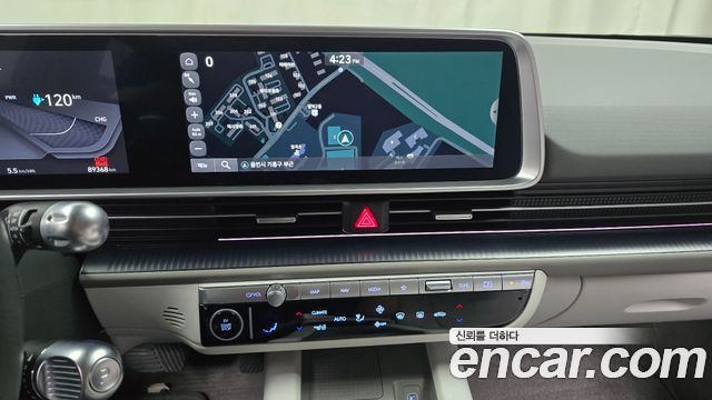 Hyundai Ioniq 6 Long Range Exclusive + 2023 — фото 17
