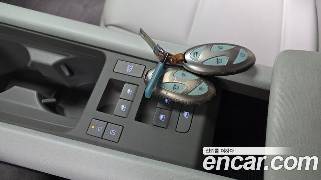 Hyundai Ioniq 6 Long Range Exclusive + 2023 — фото 24