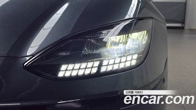 Hyundai Ioniq 6 Long Range Exclusive + 2023 — фото 28