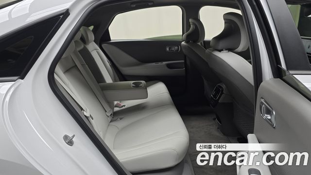 Hyundai Ioniq 6 Long Range Exclusive 2023 — фото 15