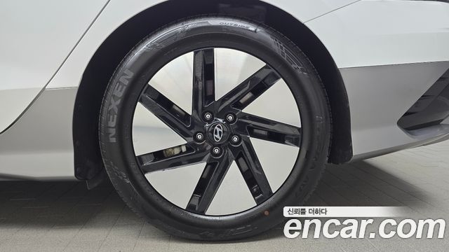 Hyundai Ioniq 6 Long Range Exclusive 2023 — фото 27