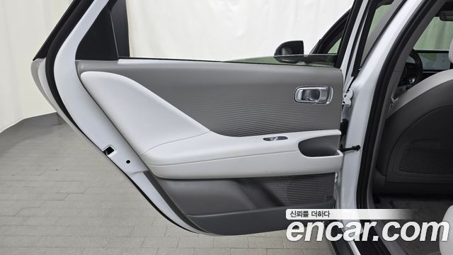 Hyundai Ioniq 6 Long Range Exclusive 2023 — фото 31