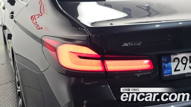 BMW 5 Series (G30) 530i xDrive M Sport Package 2023 — фото 23