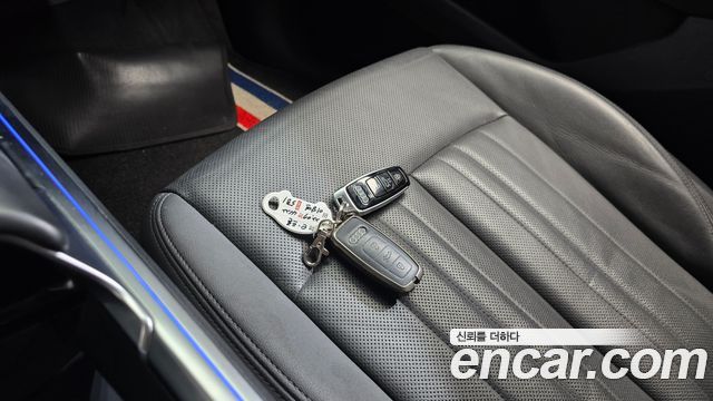 Audi e-tron 50 Quattro Sportback 2022 — фото 16