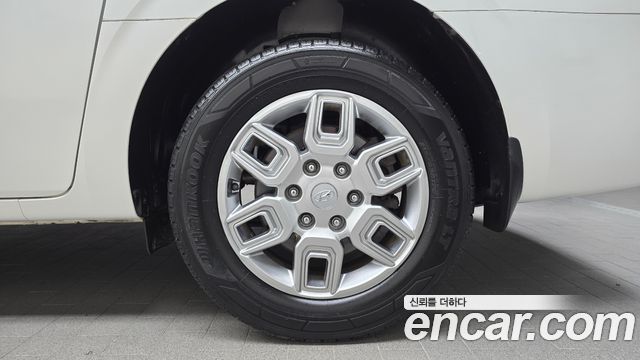 Hyundai Staria Cargo 3-Seater Modern 2022 — фото 5