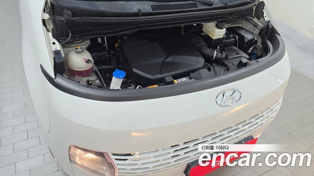 Hyundai Staria Cargo 3-Seater Modern 2022 — фото 6