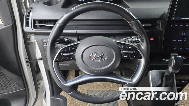 Hyundai Staria Cargo 3-Seater Modern 2022 — фото 12