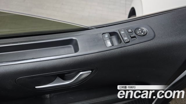 Hyundai Staria Cargo 3-Seater Modern 2022 — фото 16