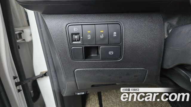 Hyundai Staria Cargo 3-Seater Modern 2022 — фото 17
