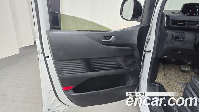 Hyundai Staria Cargo 3-Seater Modern 2022 — фото 24