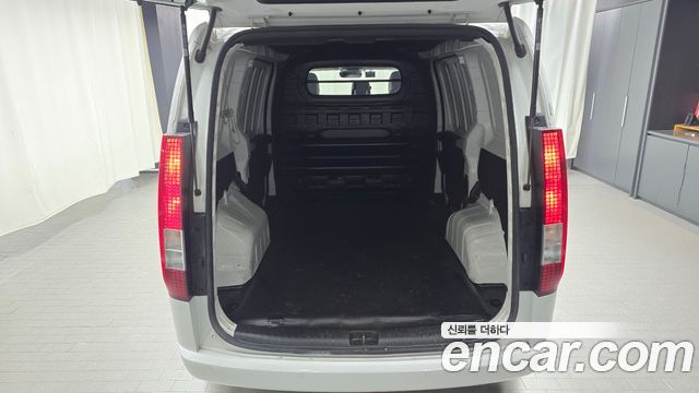 Hyundai Staria Cargo 3-Seater Modern 2022 — фото 28