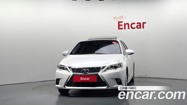 Lexus CT200h 1.8 Supreme ZWA10 2014 — фото 3