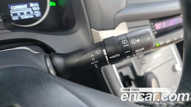 Lexus CT200h 1.8 Supreme ZWA10 2014 — фото 15