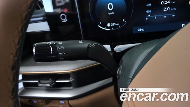Hyundai Grandeur (GN7) 2,5 Gasoline 2WD Calligraphy 2025 — фото 27