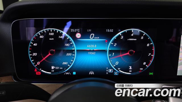 Mercedes-Benz E-Class (W213) E250 Exclusive 2023 — фото 8