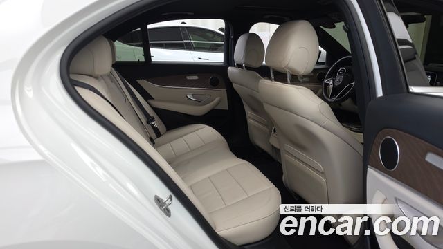 Mercedes-Benz E-Class (W213) E250 Exclusive 2023 — фото 12