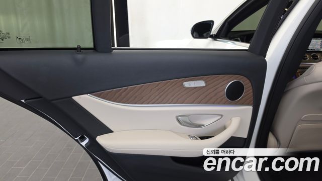 Mercedes-Benz E-Class (W213) E250 Exclusive 2023 — фото 25