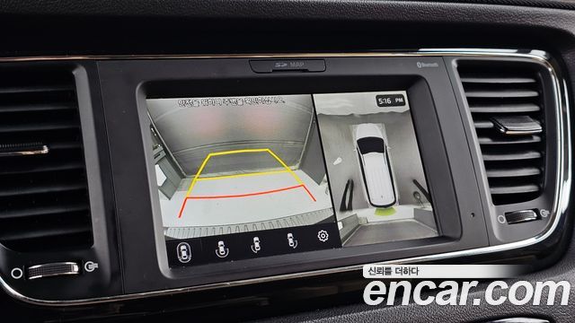 Kia Carnival 9-Seater Hi-Limousine Noblesse Special 2019 — фото 19