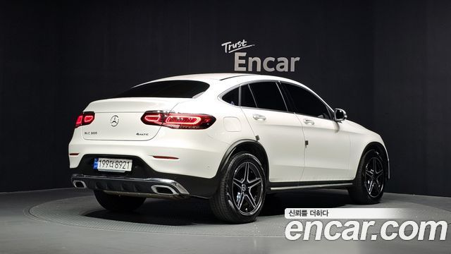 Mercedes-Benz GLC-Class (X253) GCL300 4MATIC Coupe 2023 — фото 2