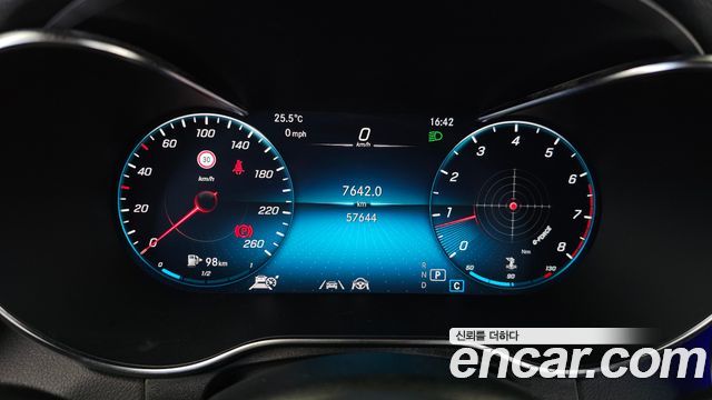 Mercedes-Benz GLC-Class (X253) GCL300 4MATIC Coupe 2023 — фото 8