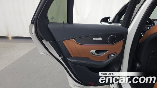 Mercedes-Benz GLC-Class (X253) GCL300 4MATIC Coupe 2023 — фото 25