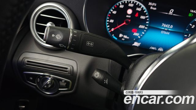 Mercedes-Benz GLC-Class (X253) GCL300 4MATIC Coupe 2023 — фото 28