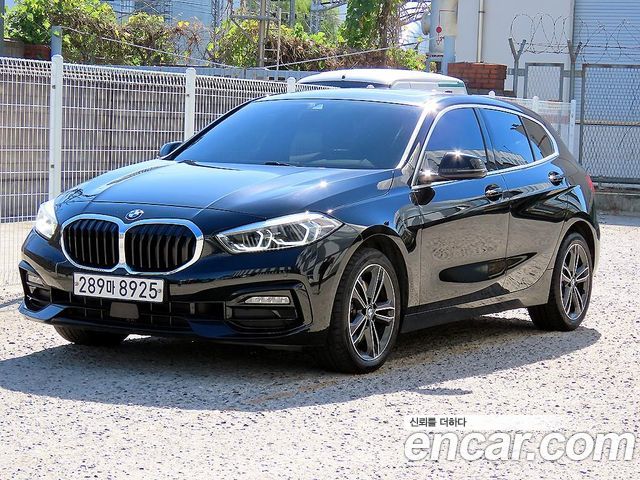 BMW 1 Series (F40) 118d Sport 2021 — фото 2