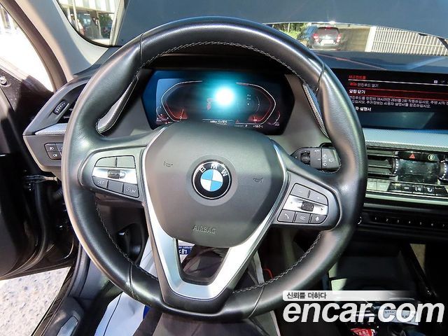 BMW 1 Series (F40) 118d Sport 2021 — фото 7