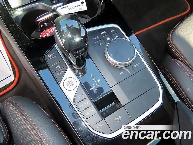 BMW 1 Series (F40) 118d Sport 2021 — фото 9