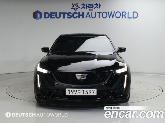 Cadillac CT5 2.0 Premium Luxury 2021 — фото 3