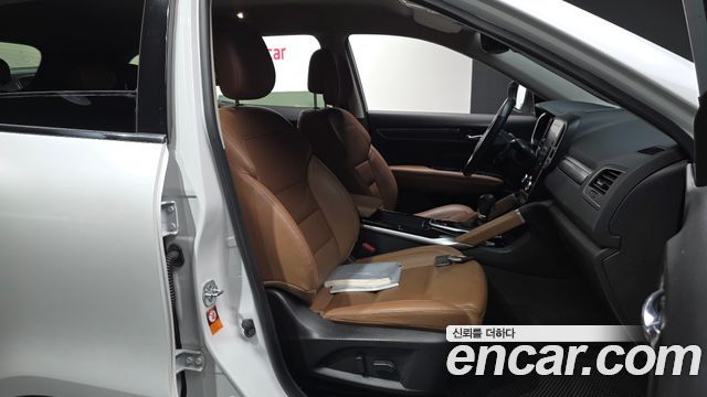 Renault Korea QM6 2.0 LPe RE Signature 2WD 2022 — фото 16