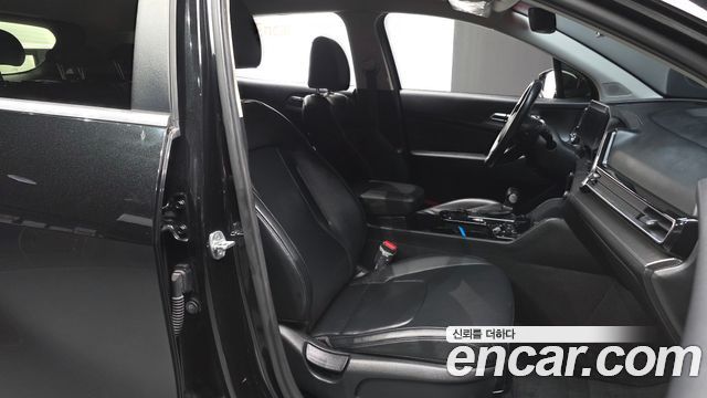 Kia Sportage (V) Gasoline 1.6 Turbo 2WD Prestige 2022 — фото 15