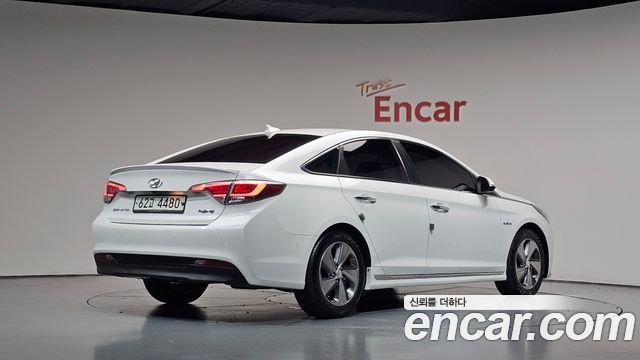 Hyundai Sonata Hybrid (LF) 2.0 HEV Premium 2015 — фото 2