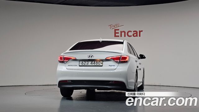 Hyundai Sonata Hybrid (LF) 2.0 HEV Premium 2015 — фото 4