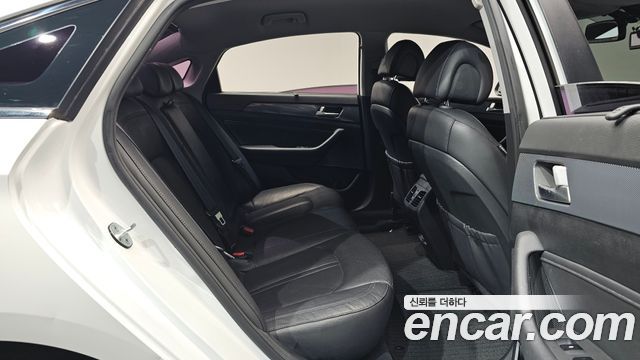 Hyundai Sonata Hybrid (LF) 2.0 HEV Premium 2015 — фото 11